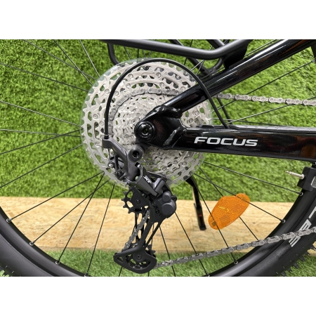 FOCUS - THRON 2 6.8 EQP